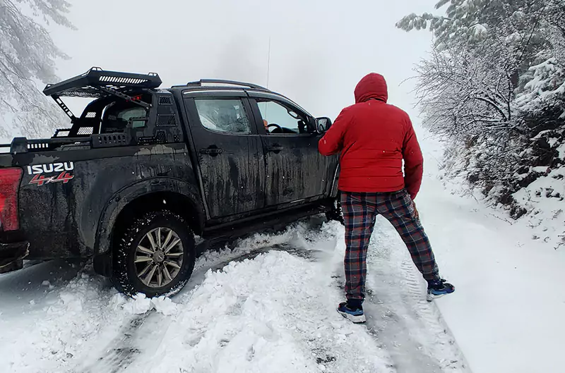 Hawk Eye Resort 4x4 Snow Drive